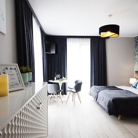 Apartamenty Biala Sowa Czarna Gora Сенна Экстерьер фото